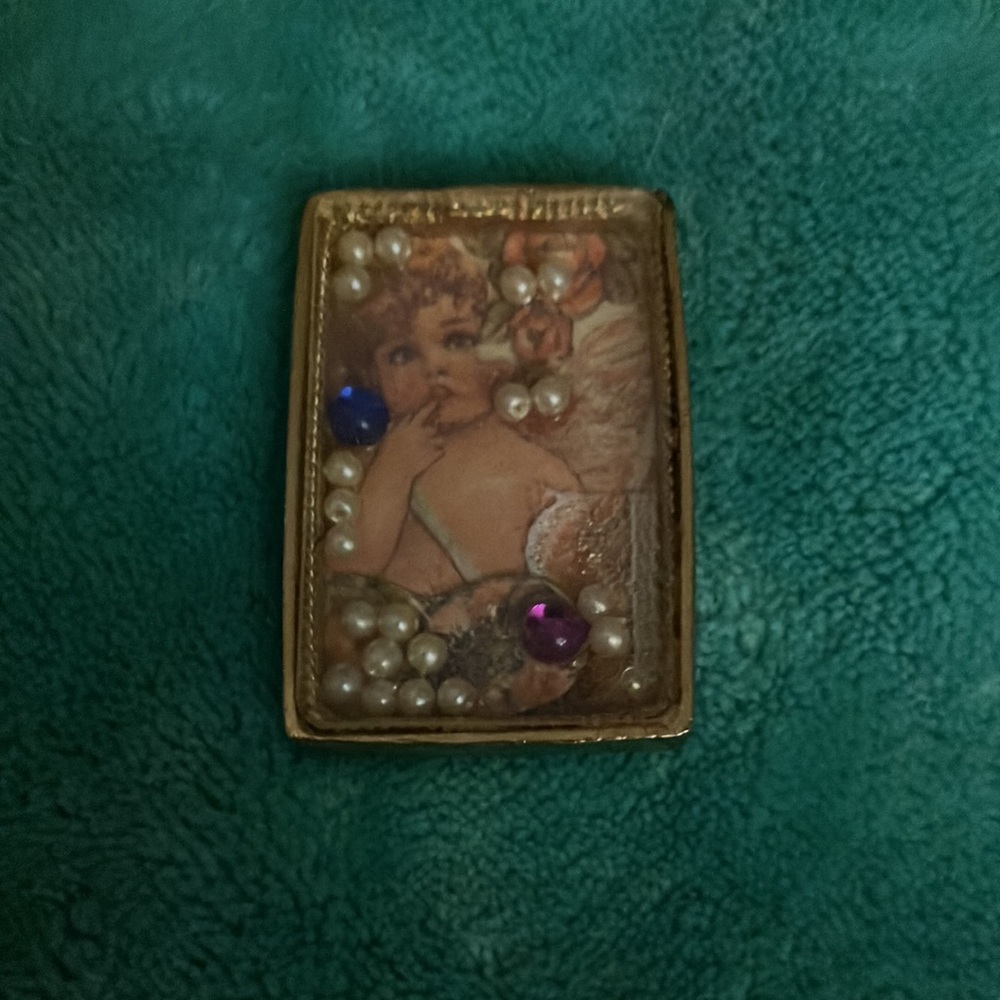 Brooch - Picture 2 of 3